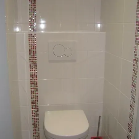 Apartment Sweet Purple Cannes